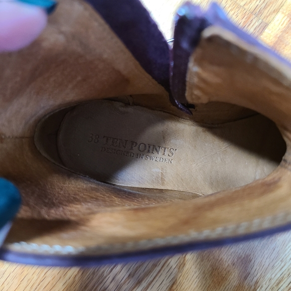 NEW Ten Points Size 7 Leather Heeled Chelsea Booties - Picture 9 of 11